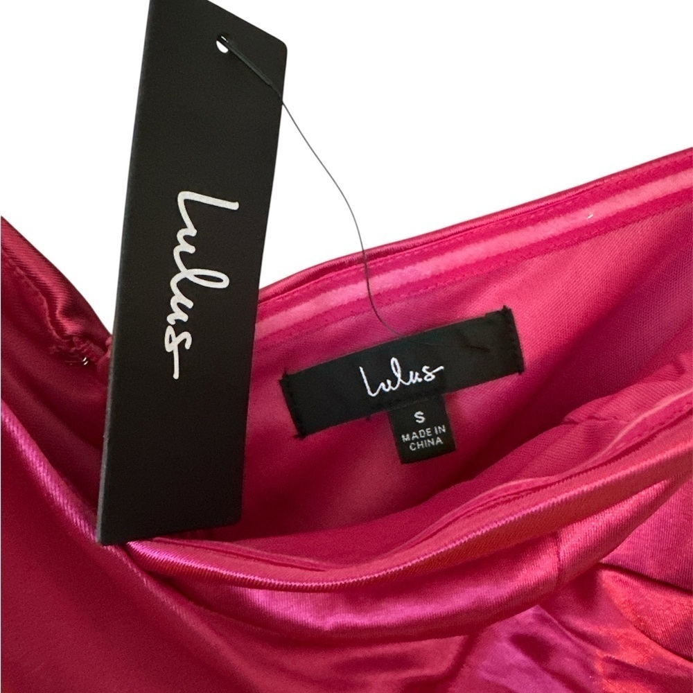 Lulu's Fuchsia One-Shoulder Dress Cocktail Prom size S NWT - Picture 4 of 5